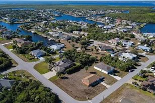 17207 Seashore Ave, Port Charlotte, FL 33948 - Photo 4