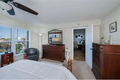 1001 Benjamin Franklin Drive #406, Sarasota, FL 34236 - Photo 42