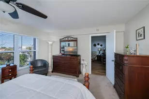 1001 Benjamin Franklin Dr, Sarasota, FL 34236 - Photo 42