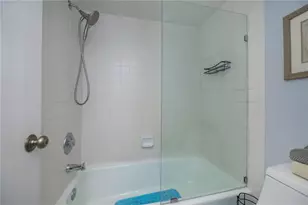 1001 Benjamin Franklin Dr, Sarasota, FL 34236 - Photo 44