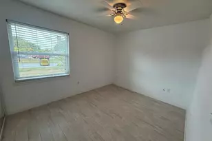 512 Dewhurst St, Port Charlotte, FL 33954 - Photo 10