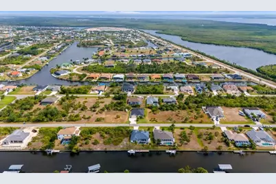 15890 Viscount Circle, Port Charlotte, FL 33981 - Photo 4