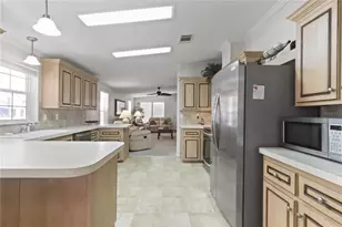 2100 Kings Hwy, Port Charlotte, FL 33980 - Photo 10
