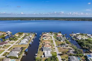 2523 Dixon Terrace, Port Charlotte, FL 33981 - Photo 44