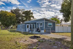 2302 SE Red Baron Dr, Arcadia, FL 34266 - Photo 1