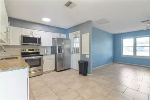 4268 Grobe St, North Port, FL 34287 - Photo 10