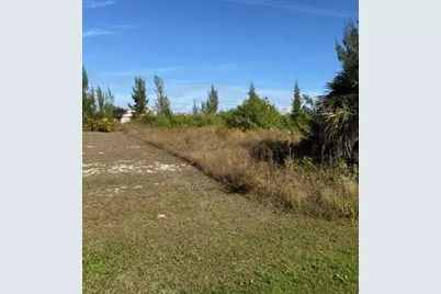 15309 Taurus Circle, Port Charlotte, FL 33981 - Photo 4