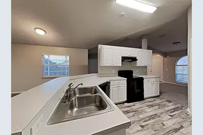 537 Westwind Drive, Davenport, FL 33896 - Photo 4