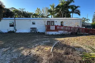 15325 Mapletree Dr, Punta Gorda, FL 33955 - Photo 1