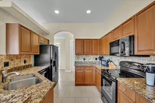 1410 Yakutat Rd, North Port, FL 34287 - Photo 10