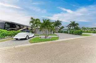 8688 SW Sand Crane Cir, Arcadia, FL 34269 - Photo 12