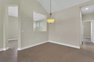 14562 Dolce Vista Rd, Fort Myers, FL 33908 - Photo 10