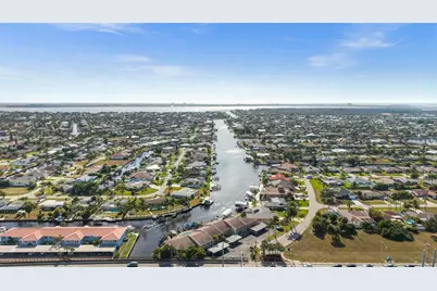 4803 SW Santa Barbara Court #8, Cape Coral, FL 33914 - Photo 42