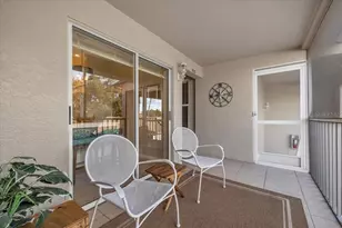 9601 Castle Point Dr, Sarasota, FL 34238 - Photo 4