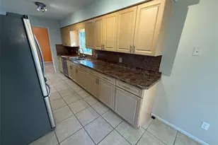 1289 Coral Ln, Englewood, FL 34224 - Photo 8