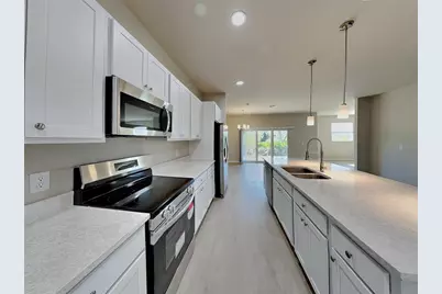 207 Baytree Drive, Rotonda West, FL 33947 - Photo 4