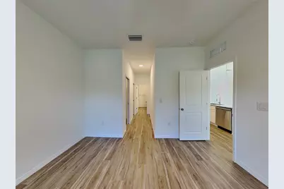 19124 Wilton Avenue, Port Charlotte, FL 33954 - Photo 6