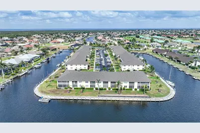 4000 Bal Harbor Boulevard #423, Punta Gorda, FL 33950 - Photo 2