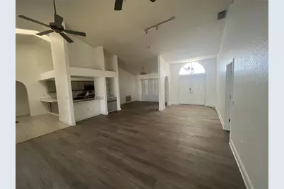 2092 Rio De Janeiro Avenue, Punta Gorda, FL 33983 - Photo 2