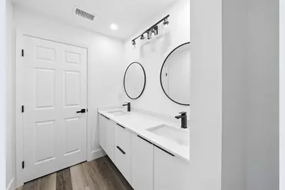 15468 Chamberlain Boulevard, Port Charlotte, FL 33953 - Photo 18