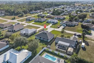 459 NE 2nd Pl, Cape Coral, FL 33909 - Photo 34