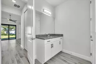 459 NE 2nd Pl, Cape Coral, FL 33909 - Photo 18