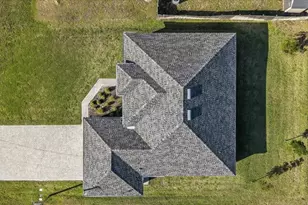 459 NE 2nd Pl, Cape Coral, FL 33909 - Photo 38