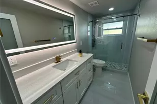 717 Crestview Cir NW, Port Charlotte, FL 33948 - Photo 18