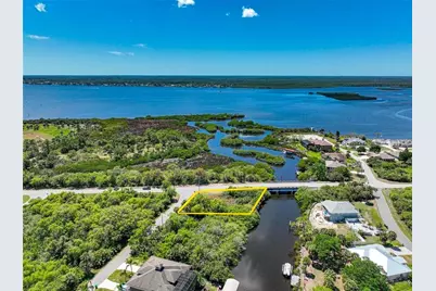 12412 Eisenhower Drive, Port Charlotte, FL 33953 - Photo 4