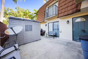 5214 Cedarbend Dr, Fort Myers, FL 33919 - Photo 12