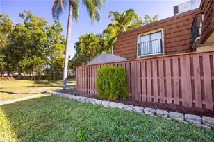 5214 Cedarbend Dr, Fort Myers, FL 33919 - Photo 2