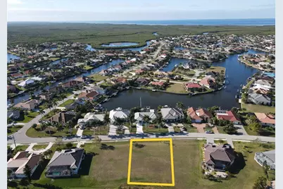 627 Monaco Drive, Punta Gorda, FL 33950 - Photo 4