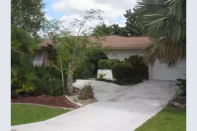 489 W Tarpon Boulevard NW, Port Charlotte, FL 33952 - Photo 2