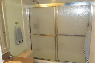 489 W Tarpon Blvd NW, Port Charlotte, FL 33952 - Photo 4