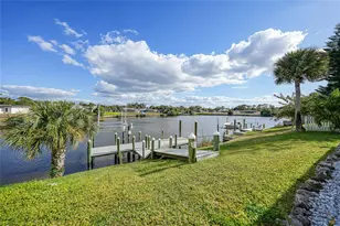 474 Lomond Dr, Port Charlotte, FL 33953 - Photo 4