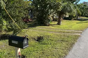 11176 Grapefruit Ln, Punta Gorda, FL 33955 - Photo 14