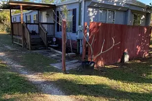 11176 Grapefruit Ln, Punta Gorda, FL 33955 - Photo 4