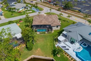 1099 Cimarron Dr, Punta Gorda, FL 33950 - Photo 32