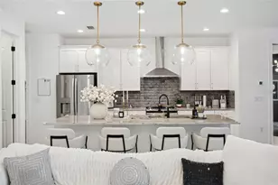 1099 Cimarron Dr, Punta Gorda, FL 33950 - Photo 8