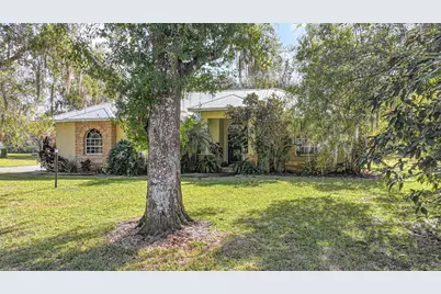 2038 & 2066 NE Voss Oaks Circle, Arcadia, FL 34266 - Photo 2