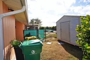 2351 Easy St, Port Charlotte, FL 33952 - Photo 4