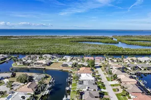 2737 St Thomas Dr, Punta Gorda, FL 33950 - Photo 70