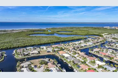 2737 Saint Thomas Drive, Punta Gorda, FL 33950 - Photo 68