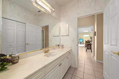 4356 Marcott Circle, Sarasota, FL 34233 - Photo 38