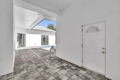 15116 Brainbridge Circle, Port Charlotte, FL 33981 - Photo 28