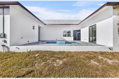 15116 Brainbridge Circle, Port Charlotte, FL 33981 - Photo 4