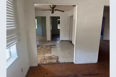 830 Bloxham Avenue, Punta Gorda, FL 33982 - Photo 6