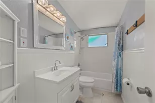 70 Virginia Ct, Englewood, FL 34223 - Photo 22