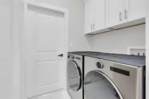 3605 Eagle Pass St, North Port, FL 34286 - Photo 30