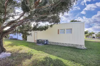 2100 Kings Highway #430, Port Charlotte, FL 33980 - Photo 32